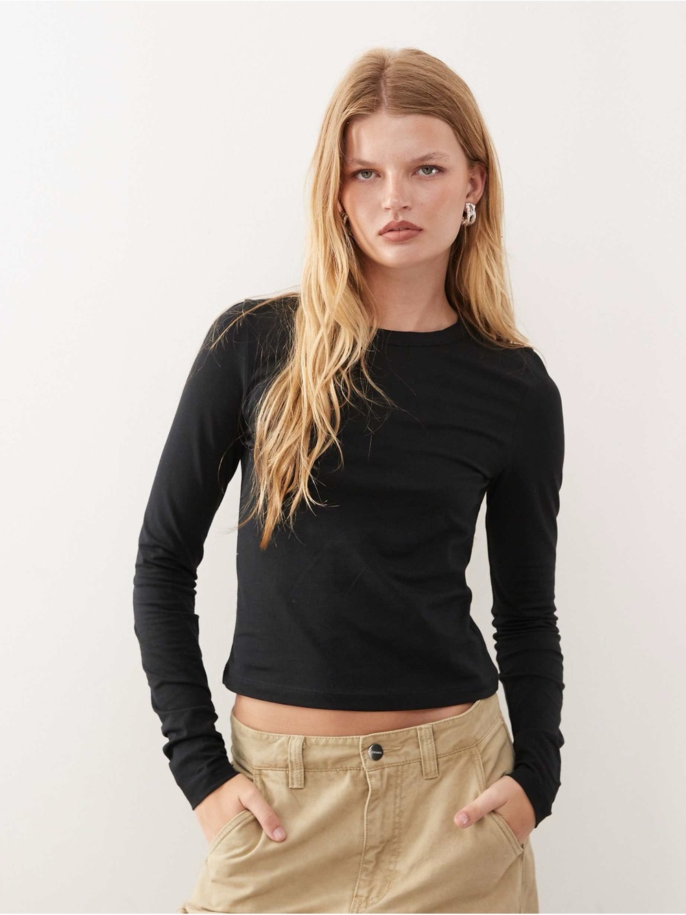 NEW🖤ASOS COLLUSION long sleeve fitted t-shirt in black